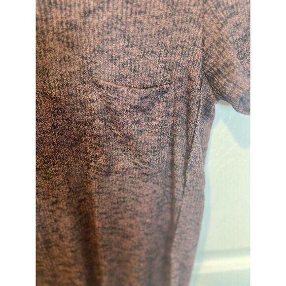 Haute Monde Mauve Short Sleeve Knit Top Medium Pocket Slit Sides Stretch NWT - Picture 3 of 8
